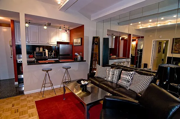 Rented by Sterling Holdings | media 26