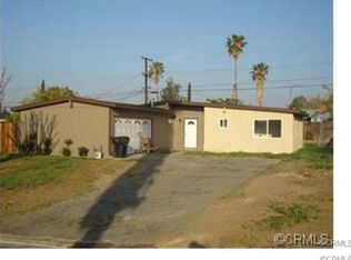 3279 Mary Ellen Dr, Riverside, CA 92509