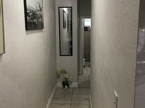 2nd image of 441 NW 25th Ave #4
