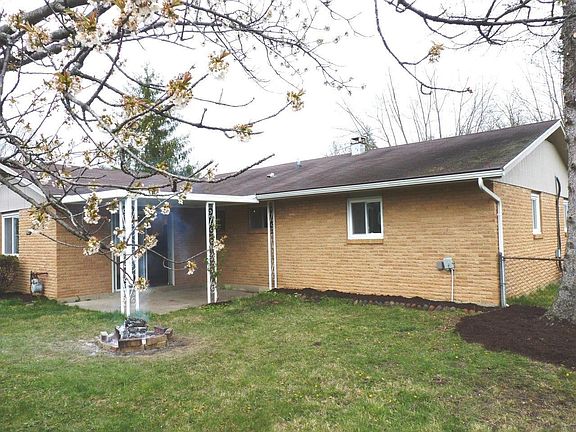 3rd image of 6107 Woodville Dr