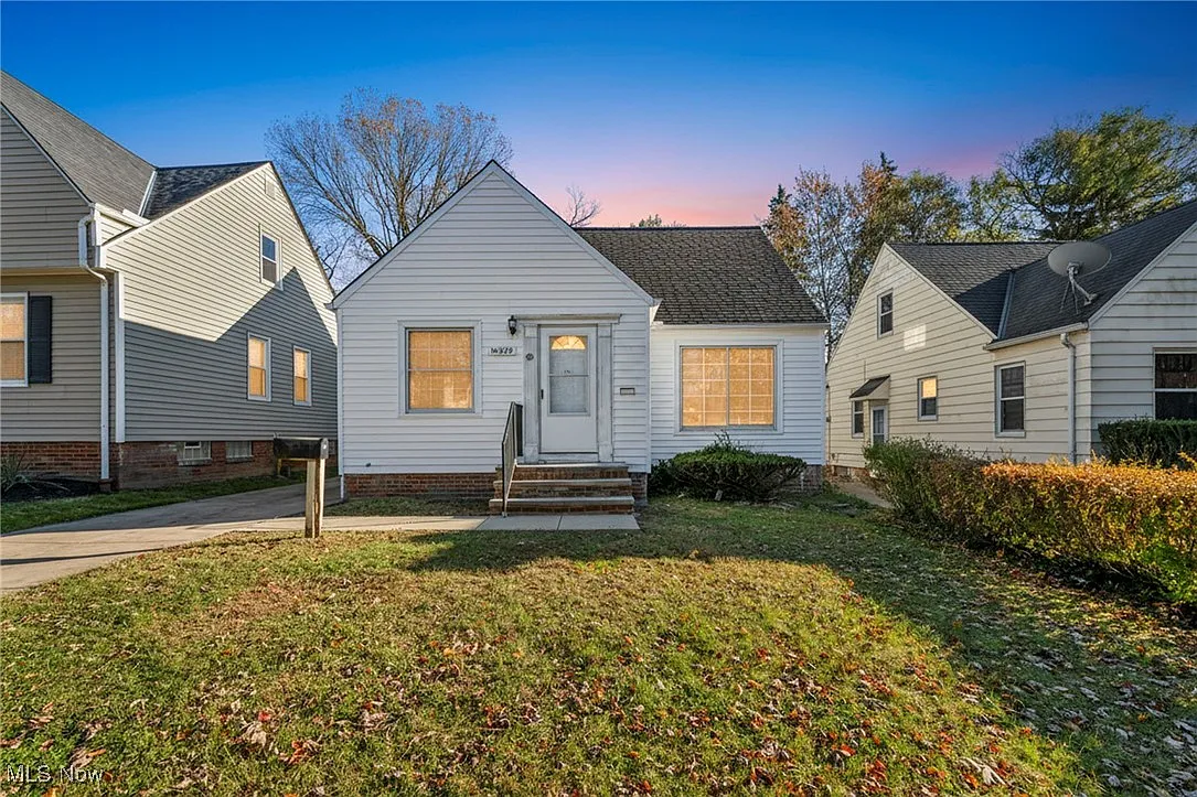 19520 Maple Heights Blvd photo 1
