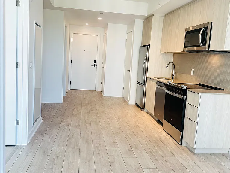 740 Whitlock Ave #511 — Photo 4