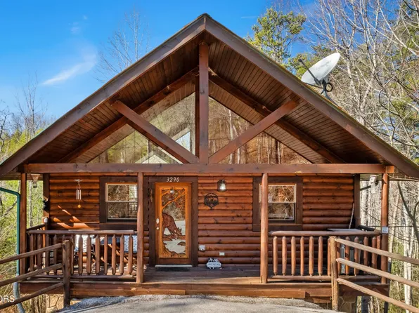 3290 Emerald Springs Loop, Sevierville, TN 37862