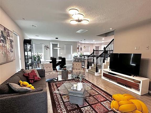 5th image of 15811 Copper Oak Ln