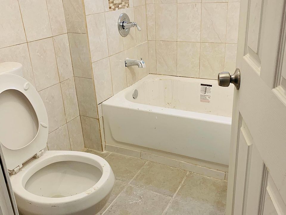 1st image of 222 Olympic Ave #1