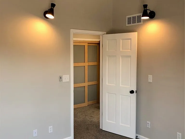 359 Lakefront Blvd — Photo 12