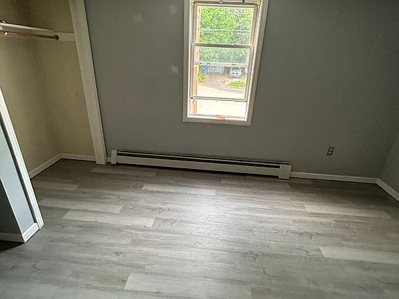 5th image of 46 Munchausen Ave #46