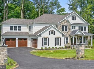 1805 McGuire Ct, Vienna, VA 22182