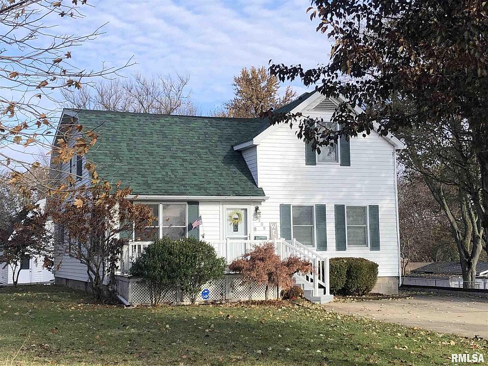 1st image of 209 E Cypress St