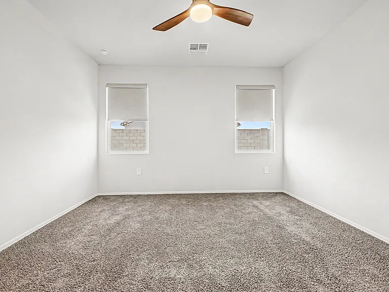 1302 W Raymond Ave — Photo 25