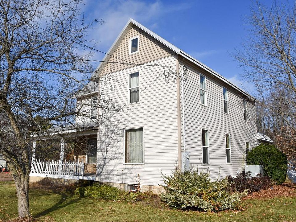 1st image of 160 E Union St
