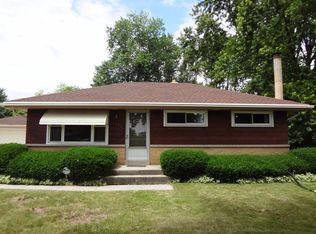 6341 N 86th Ct, Milwaukee, WI 53225