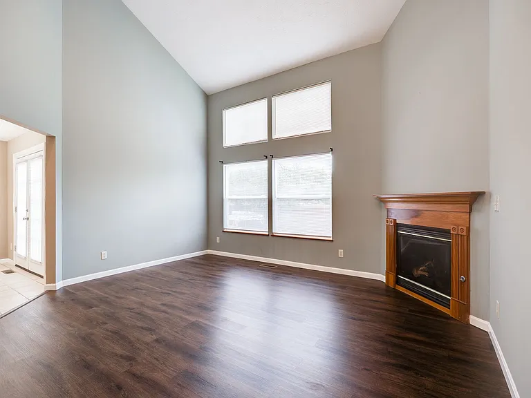 2043 Pine Forest Dr — Photo 2