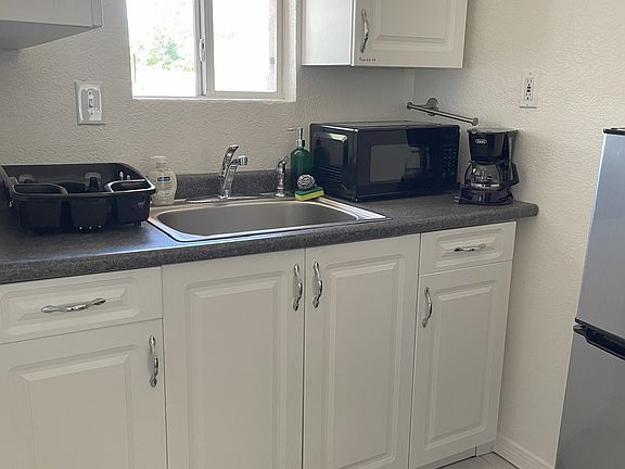 4th image of 9713 Algiers Ct #2
