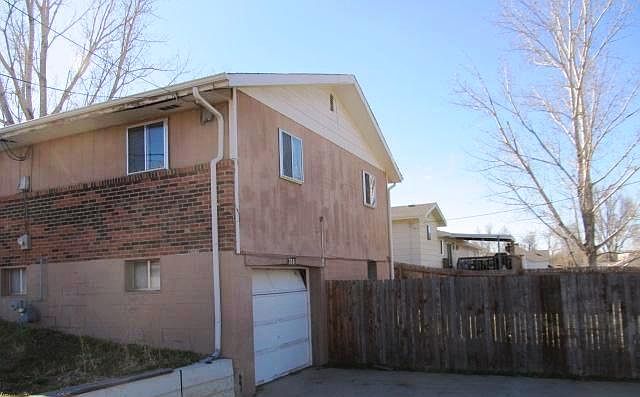 2nd image of 715 25th Ave