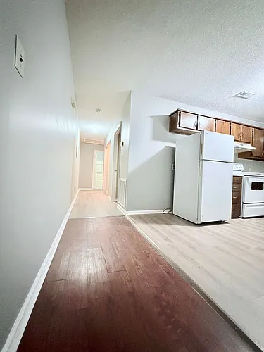 1210 W End Ave Photo 1