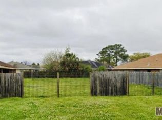 7722 Mill St, New Orleans, LA 70126