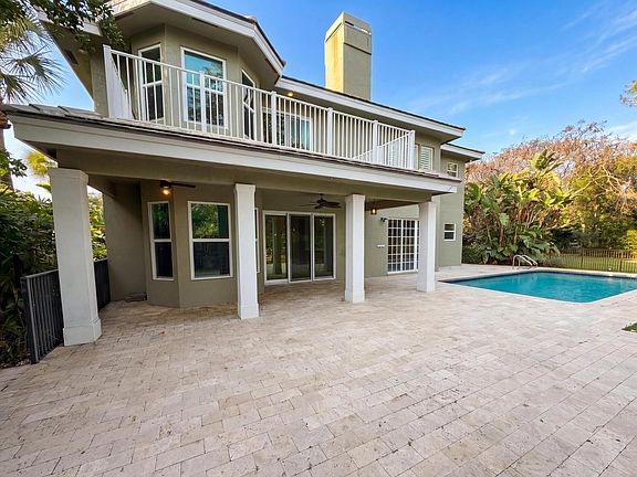 5th image of 6701 NW 61st Avenue