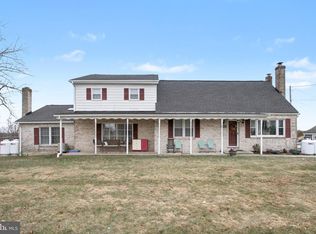 1310 Goldenville Rd, Gettysburg, PA 17325