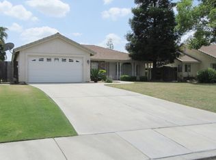 9817 Blackfoot Dr, Bakersfield, CA 93312