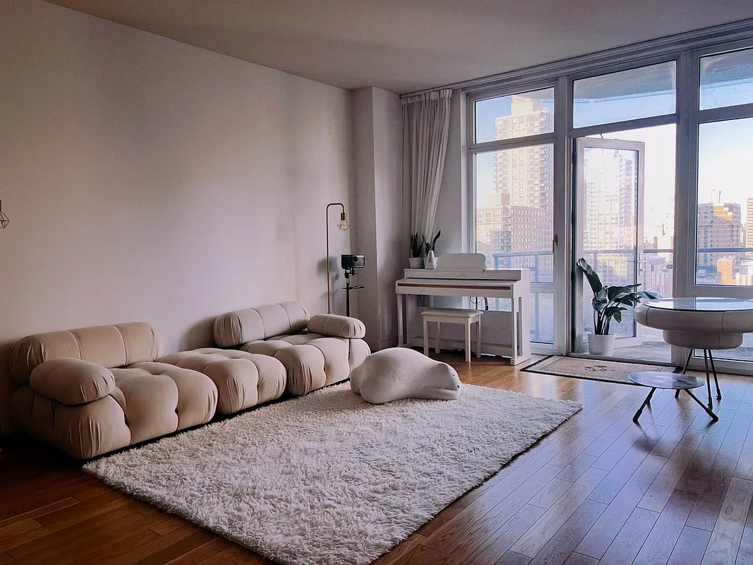 555 West 59th Street #19A in Lincoln Square, Manhattan | StreetEasy
