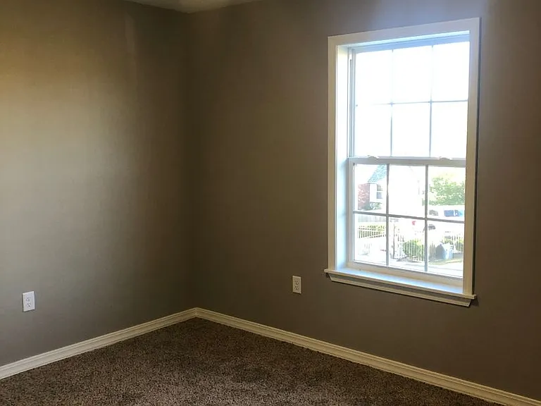 160 Sunrise Cv — Photo 13