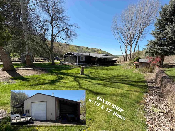 27474 N Tom Beall Rd, Lapwai, ID 83540