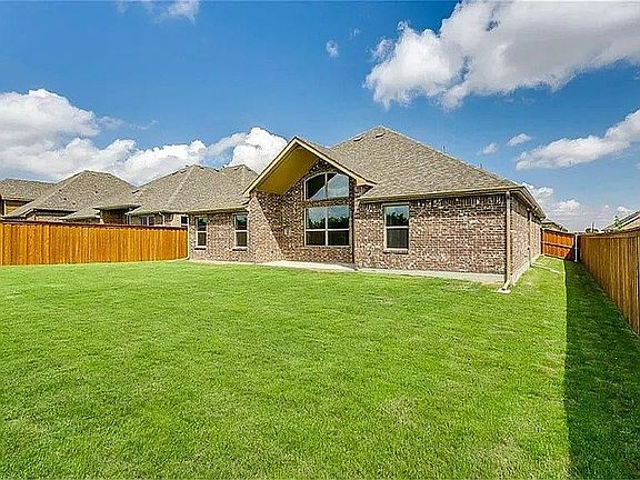 3rd image of 1784 Amalfi Dr