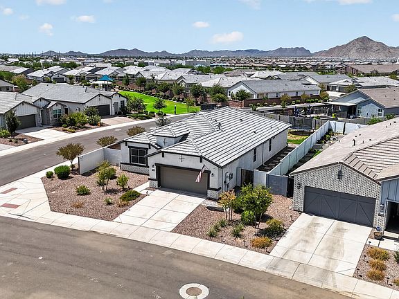 3rd image of 37008 N HINTERWALD Way