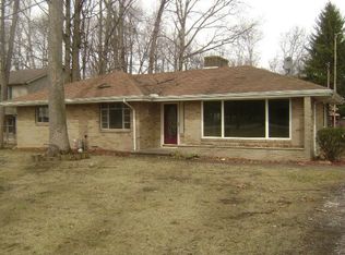 3186 Sterns Rd, Lambertville, MI 48144