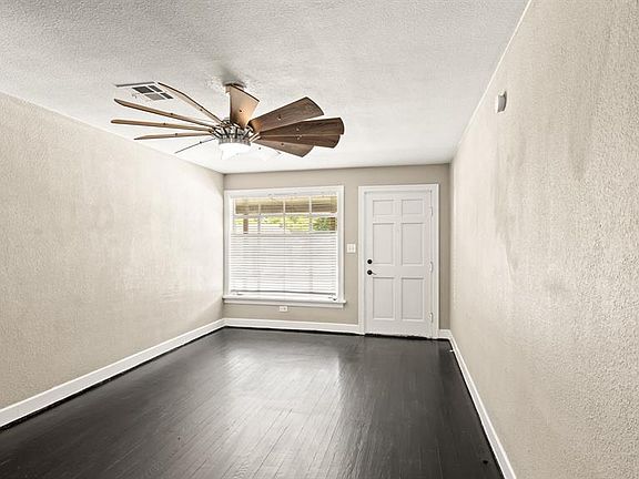 5th image of 3229 NW 44th St
