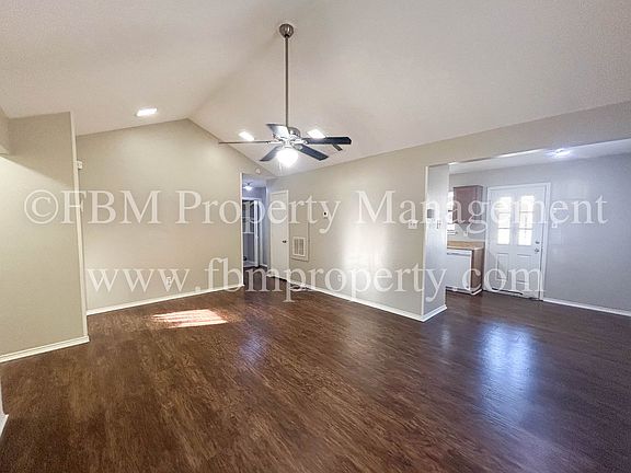 5th image of 701 & 703 Hillcrest Ct #703