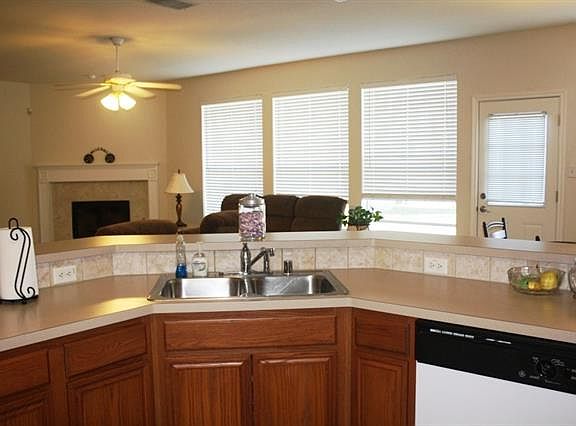 5th image of 4311 Windy Meadow Dr