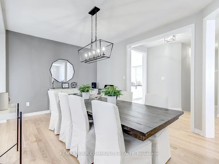 953 Barton Way — Photo 5