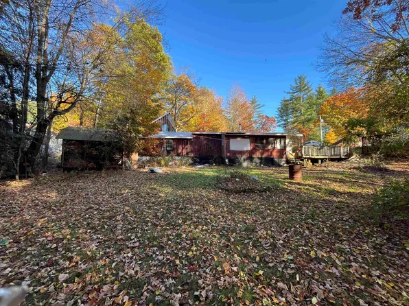 27 Lisa Avenue, Raymond, NH 03077