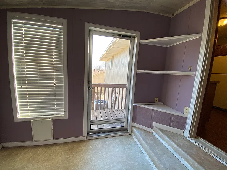 8803 S 143rd St — Photo 14