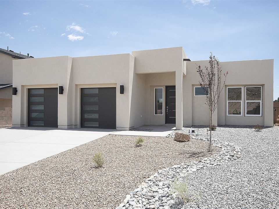 1st image of 62 Cadena Loop