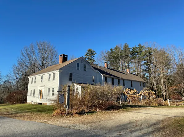 8 George Perley Rd, Gray, ME 04039