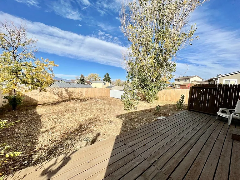 2110 Ambleside Dr — Photo 26