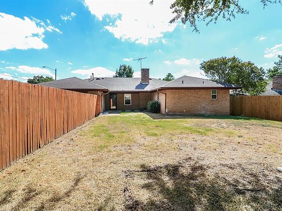 5th image of 701 Wayland Dr