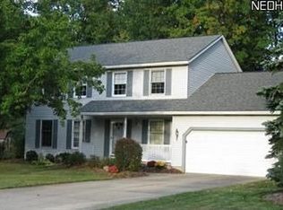 803 Quail Hollow Cir, Avon Lake, OH 44012