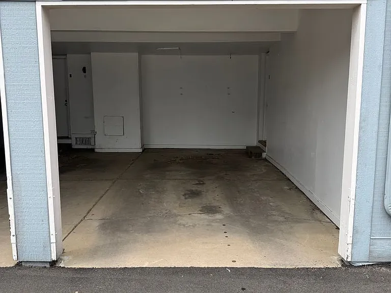 4155 Monroe Dr #A — Photo 10