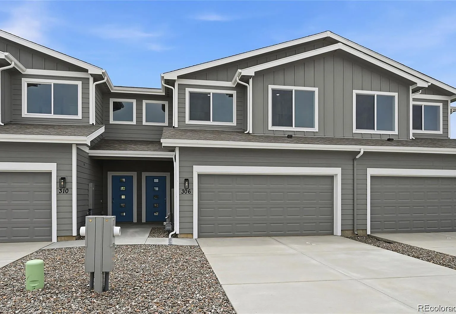 3 bed, 2.5 bath, 1635 sqft, $2,450 — Photo 2