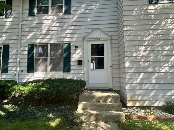 2846 Avati Dr, Columbus, OH 43207