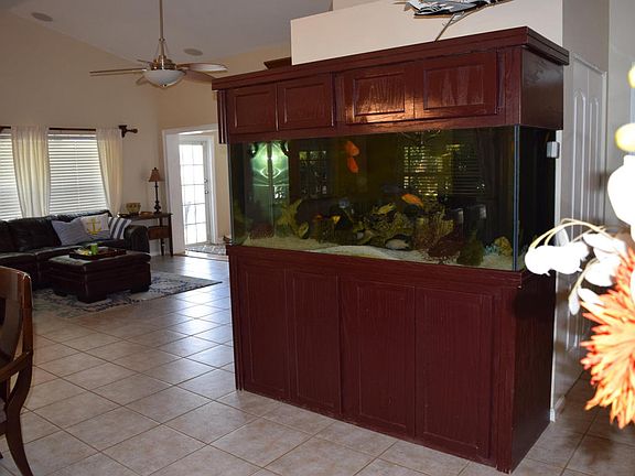 2nd image of 3863 Circle Lake Dr