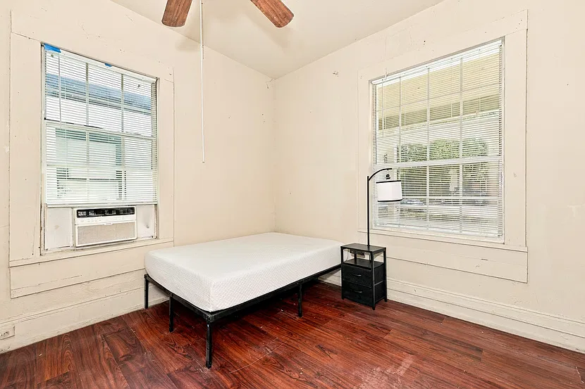 2 bed, $741 — Photo 2