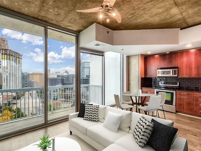 3324 Peachtree Rd NE #1403 — Photo 3