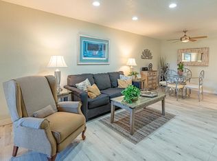 2820 N Arcadia Ct #104, Palm Springs, CA 92262