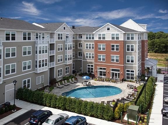 3rd image of 75 Parkview St APT 314