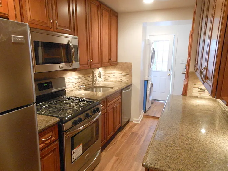 140 Saint Marks Ave #1 — Photo 13